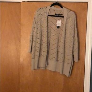 Airy and light sweater.